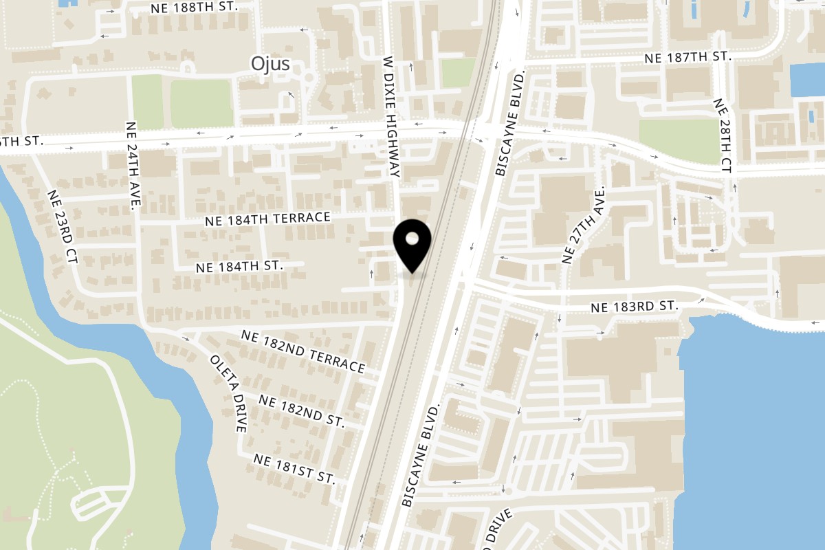 Map showing the location of Miami Squeeze on 18315 W Dixie Hwy in North Miami Beach